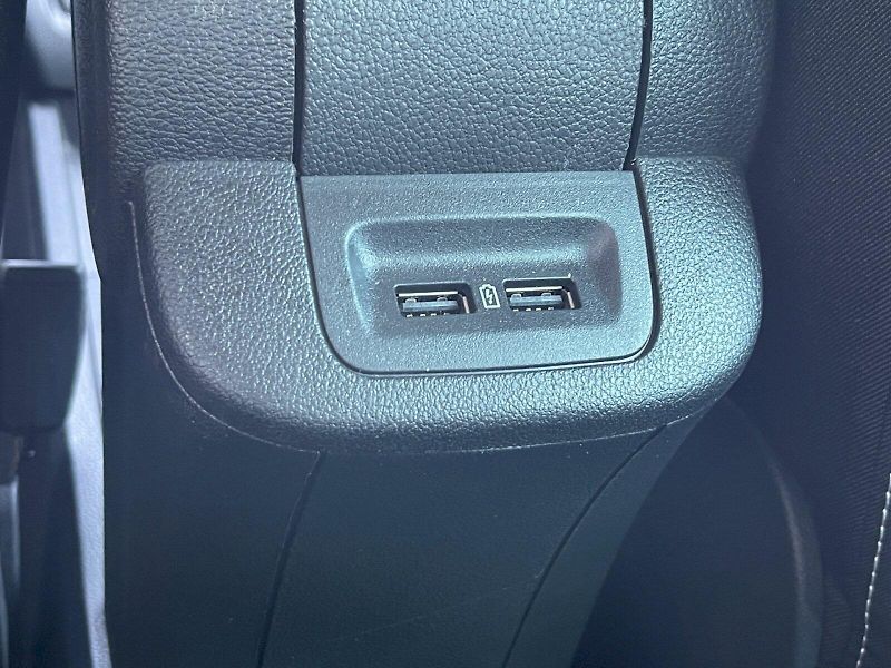 Škoda Fabia (2022) 1.0 TSI 70kW Tour Ambition Plu - fotka 22 z 29