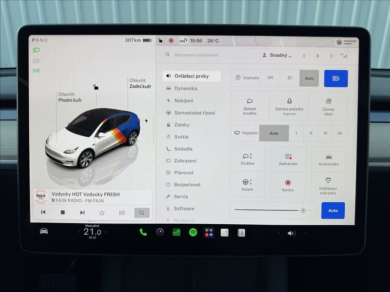 Tesla Model Y 0,0 RWD SoH 94% - fotka 31 z 50