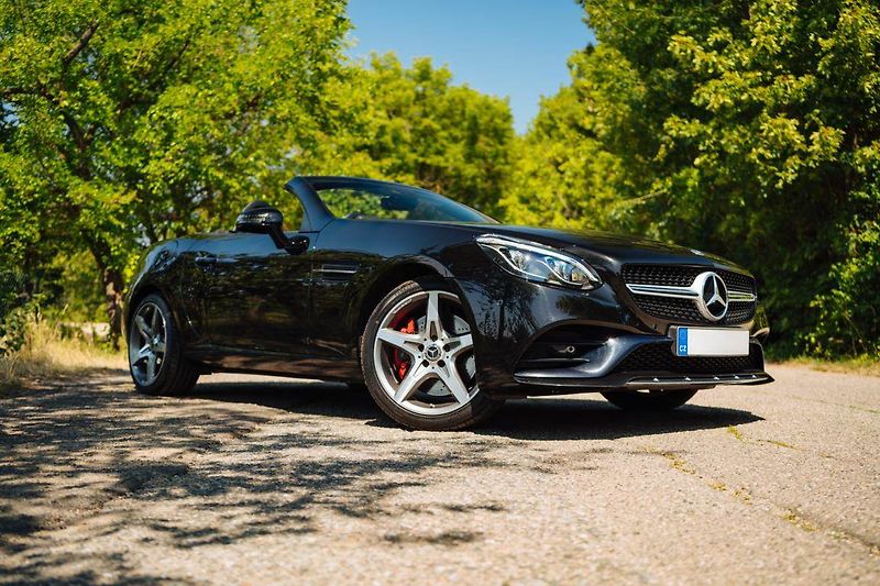 Mercedes-Benz SLC (2019) 300, Automat,180KW,Full Led - fotografie inzerátu