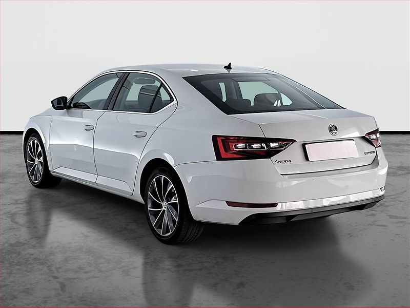 Škoda Superb (2018) 2.0 TDI, Automat, Bi-Xenony - fotka 4 z 18