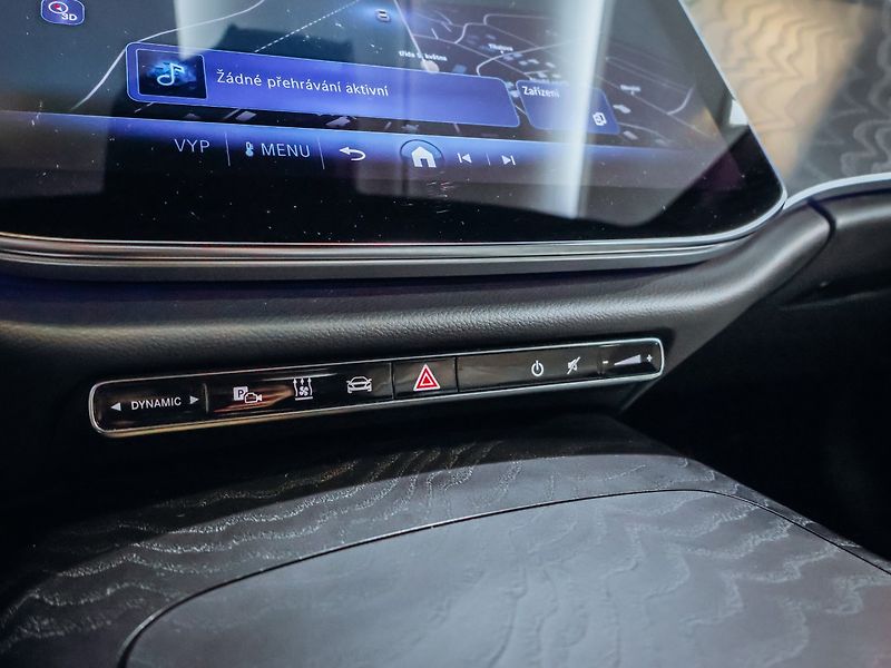 Mercedes-Benz Třídy E E 450 4MATIC 280 kW AMG - fotka 19 z 38