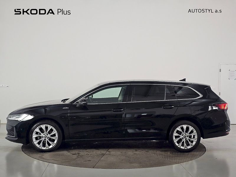 Škoda Superb (2025) 2.0TDI 110kW Laurin a Klement - fotka 3 z 32