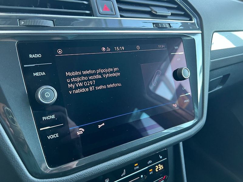 Volkswagen Tiguan Life  1,5TSI 110kW DSG - fotka 9 z 18