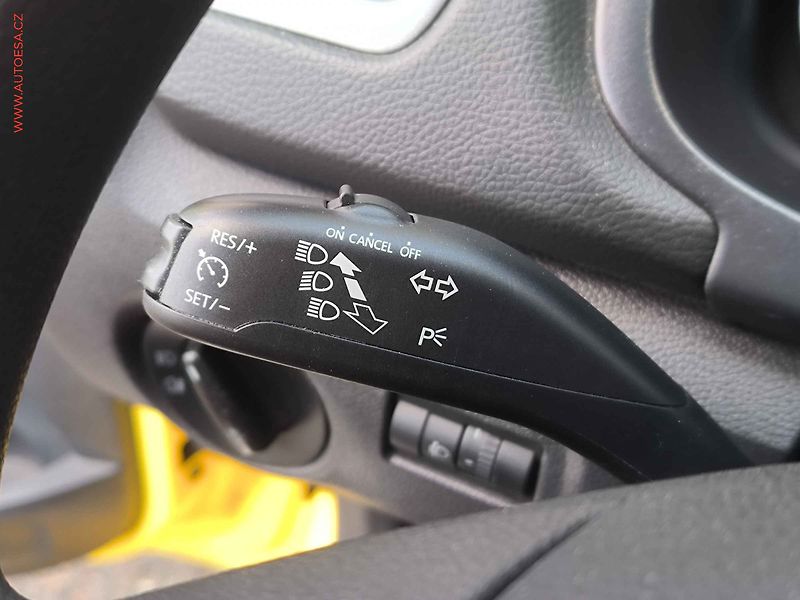 Škoda Fabia (2013) 1.2 TSi, Style, +ALU - fotka 13 z 17