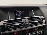 BMW X3 XDRIVE 20d AUT  - náhled 40