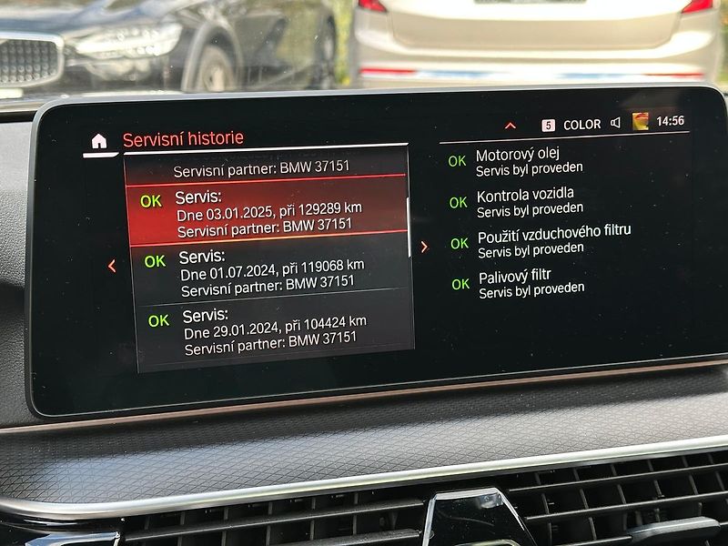 BMW Řada 5 540D xDrive Executive Pro LASE - fotka 23 z 24