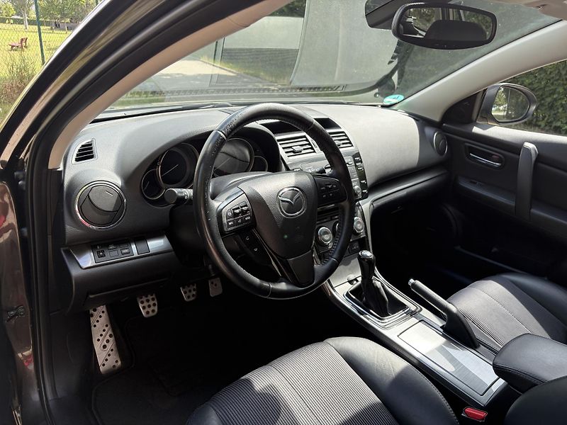 Mazda 6 2.0 Edition 125 - fotka 23 z 30