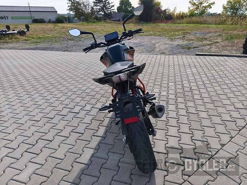 KTM 125 Duke (2021) - fotka 6 z 11