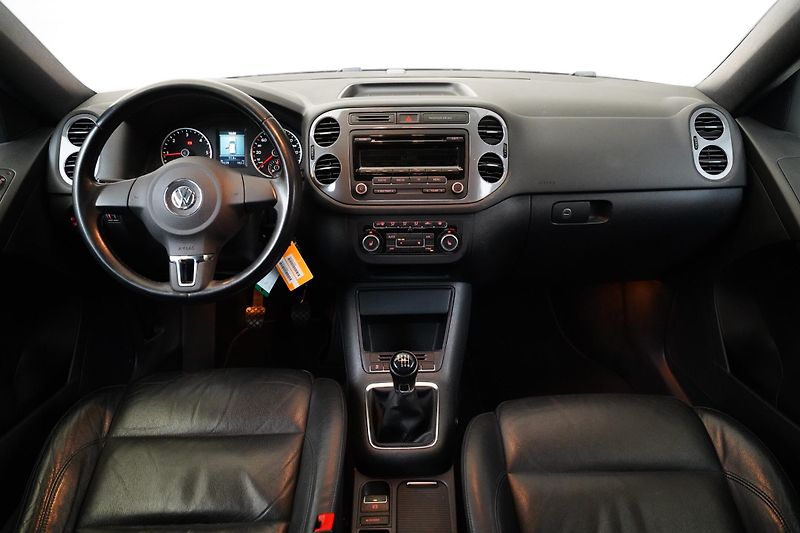 Volkswagen Tiguan - fotka 5 z 25