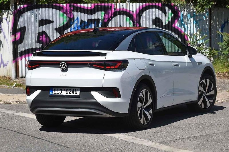 ID.5 poslouží jako auto do města i na středně dlouhé výlety