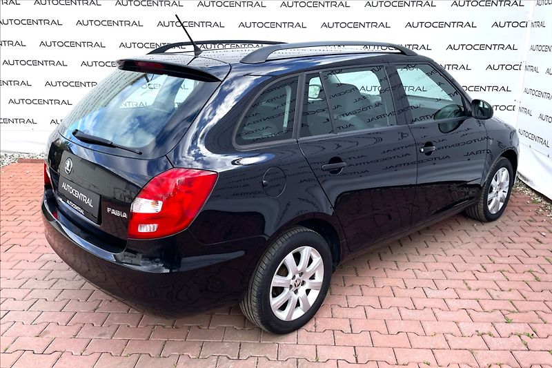 Škoda Fabia 1,2 TSi,63kW,po servisu - fotka 4 z 20