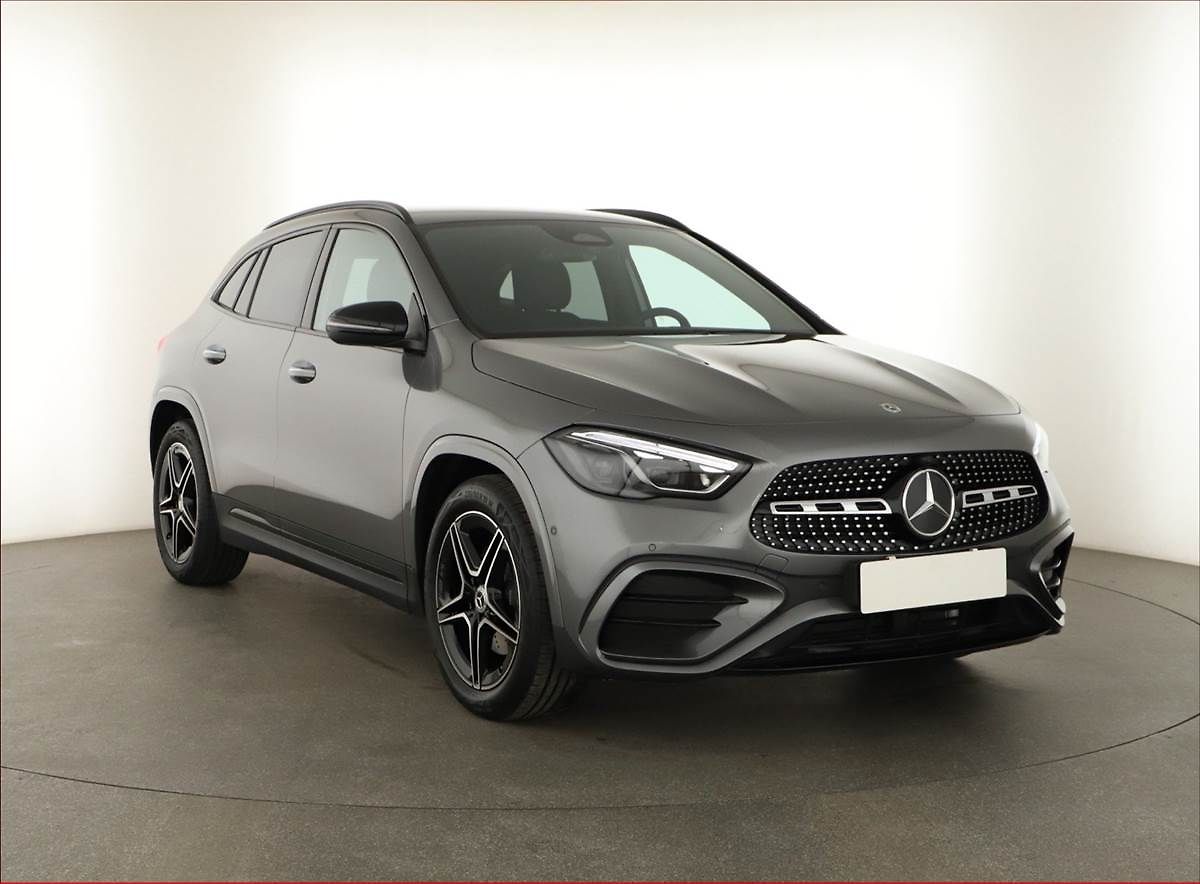 Mercedes-Benz GLA 200 d 4MATIC