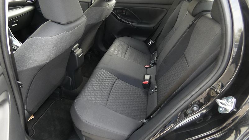 Mazda 2 1.5 Hybrid e-CVT Centre-line - fotka 19 z 22