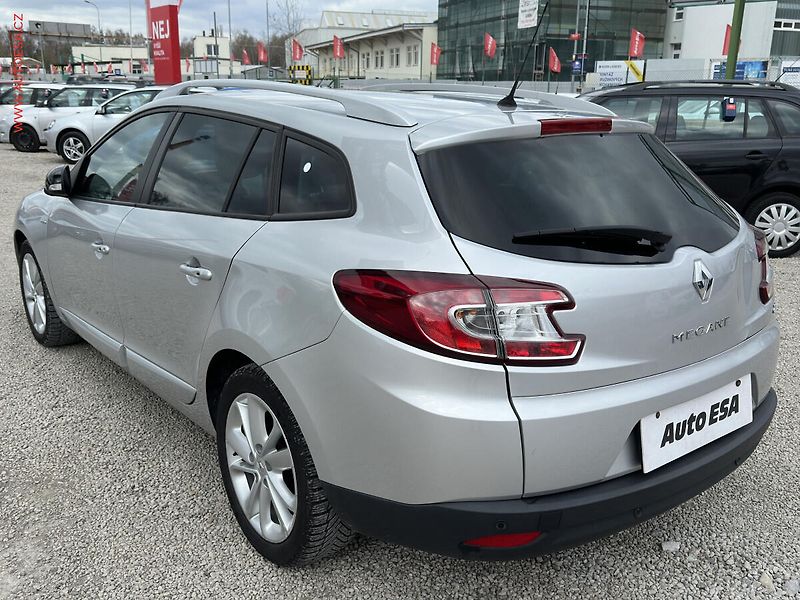 Renault Mégane (2014) 1.6dCi, ČR, AC, tempo, park - fotka 6 z 19
