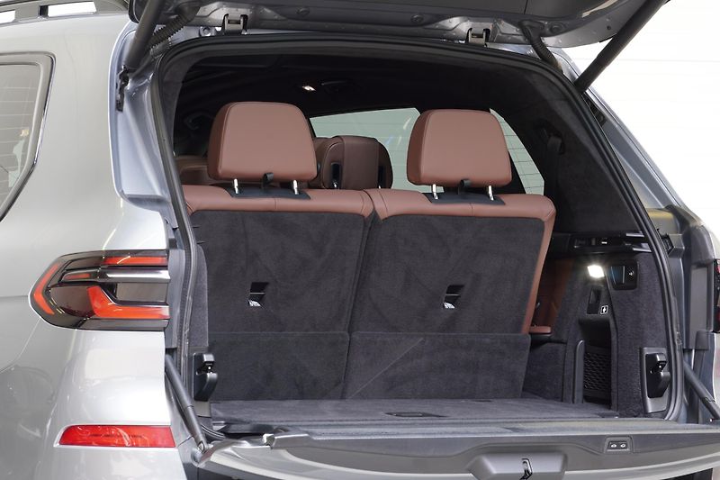 BMW X7 M60i,1.MAJ,ČR,DPH,Tažné - fotka 9 z 44
