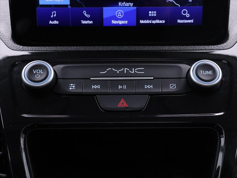 Ford Tourneo Connect 1,5 EcoBlue 88kW CZ DPH - fotka 27 z 38