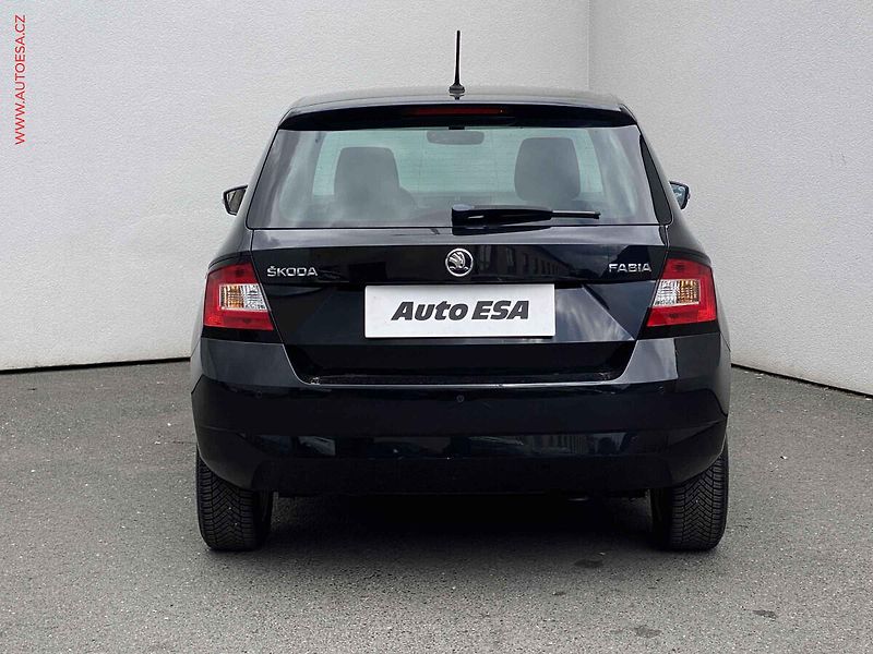 Škoda Fabia (2016) 1.2 TSi, Style, výhřev sed - fotka 5 z 16