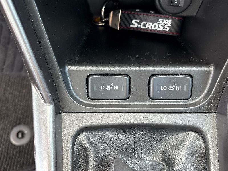 Suzuki SX4 S-Cross (2024) 1.4 BoosterJet Eleg. panorama - fotka 19 z 24