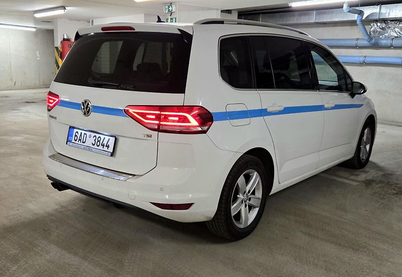 Volkswagen Touran (2017) HighLine - fotka 3 z 11