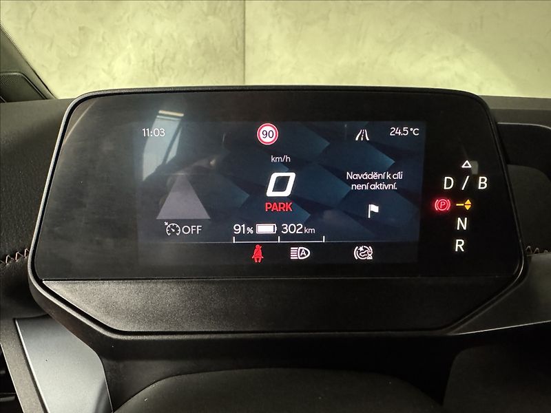 Cupra Born 150kW LED Tepelko Kamera - fotka 24 z 48