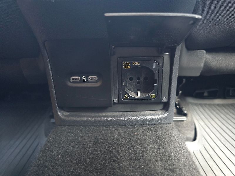 Škoda Octavia 2.0TDi DSG 1.Maj. ČR - DPH - fotka 26 z 40