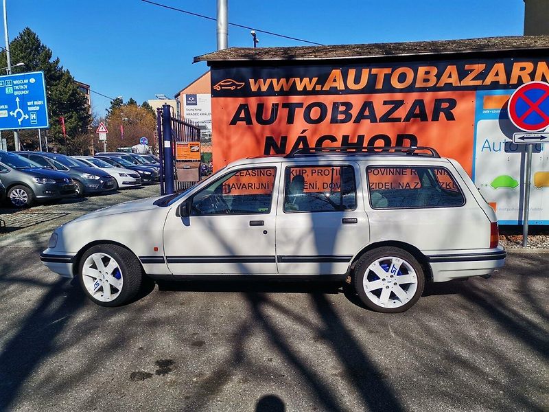 Ford Sierra (1991) 2.0i 74kw CLX Kombi - fotka 2 z 33
