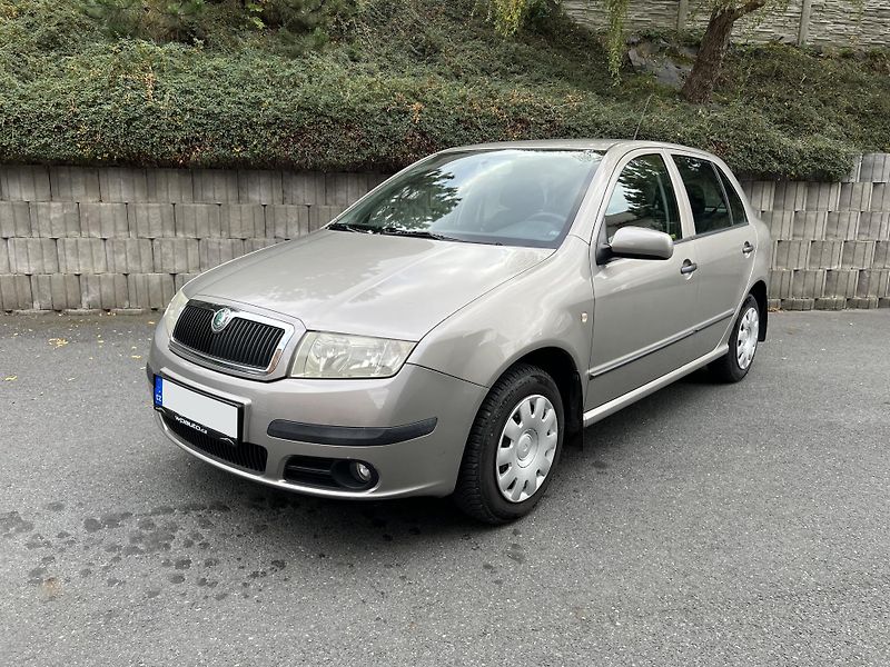 Škoda Fabia 1.2 HTP 121000KM BEZ KOROZE - fotka 2 z 14