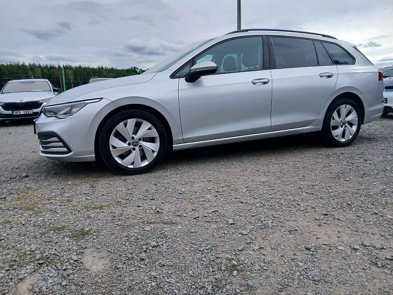 Volkswagen Golf 8, 2.0tdi, automat, ALU 17