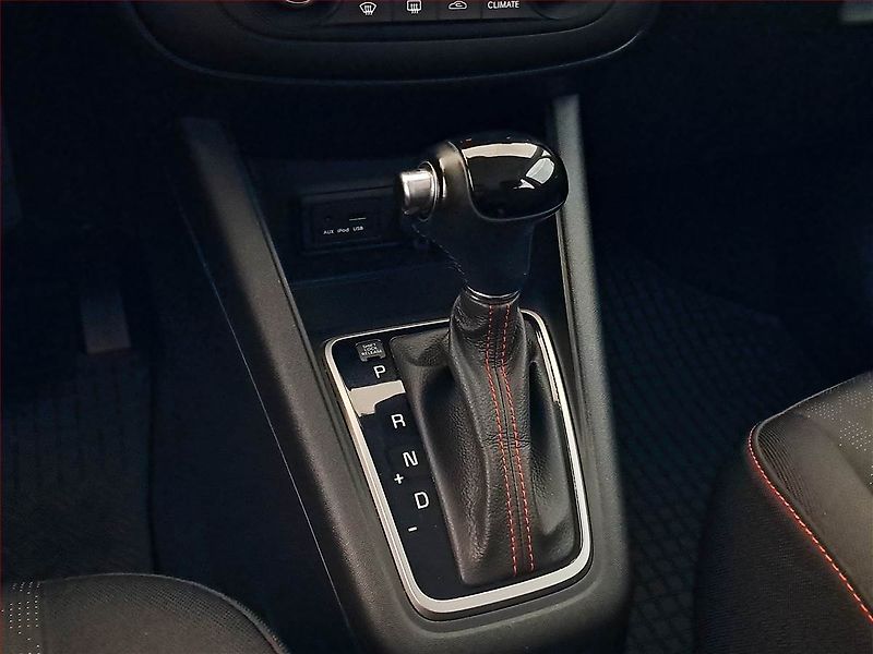 Kia Venga (2019) 1.6 CVVT, Automat, Serv.kniha - fotka 13 z 17