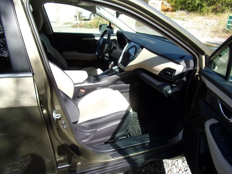 Subaru Outback (2024) 2.5i 136kW 4X4 PREMIUM AUTOMAT - fotka 22 z 23