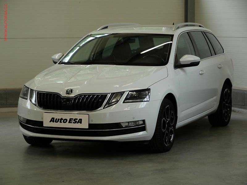 Škoda Octavia (2018) 2.0TDI 4x4, Style, DSG, LED - fotka 3 z 22