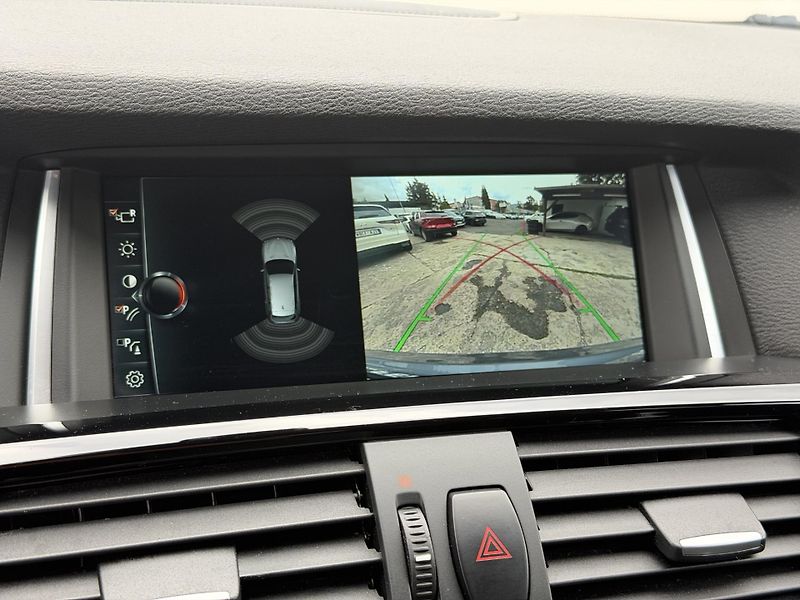BMW X3 2.0 xDrive20d M SPORT - fotka 13 z 30