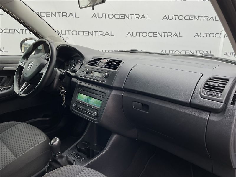 Škoda Fabia 1,6 tdi Best of-Sport 55kw ser - fotka 19 z 24