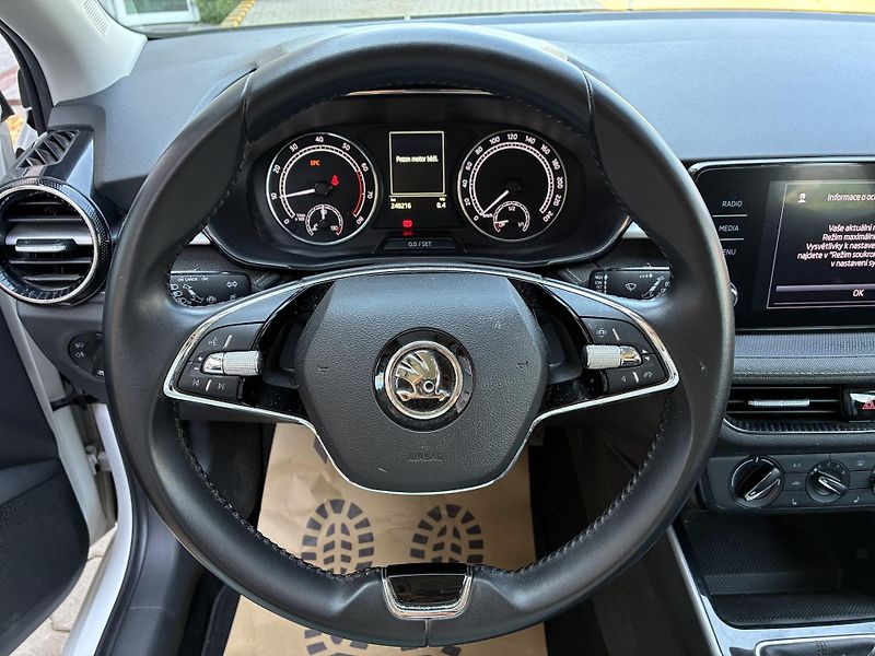 Škoda Fabia 1.0TSI-81KW,1.MAJITEL,STYLE... - fotka 12 z 20
