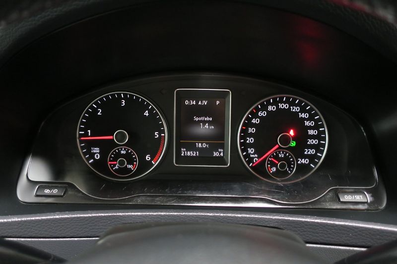 Volkswagen Multivan (2014) T5.1 Long Comfort 4Motion DSG - fotka 15 z 46
