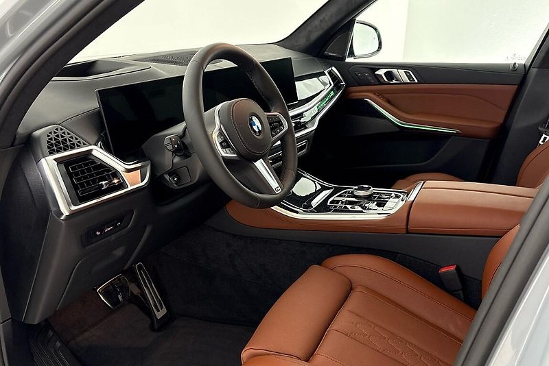 BMW X5 xDrive40d - fotka 7 z 28