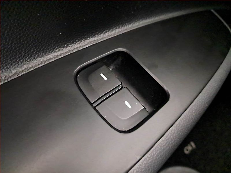Hyundai i10 (2017) 1.0, Serv.kniha - fotka 16 z 16