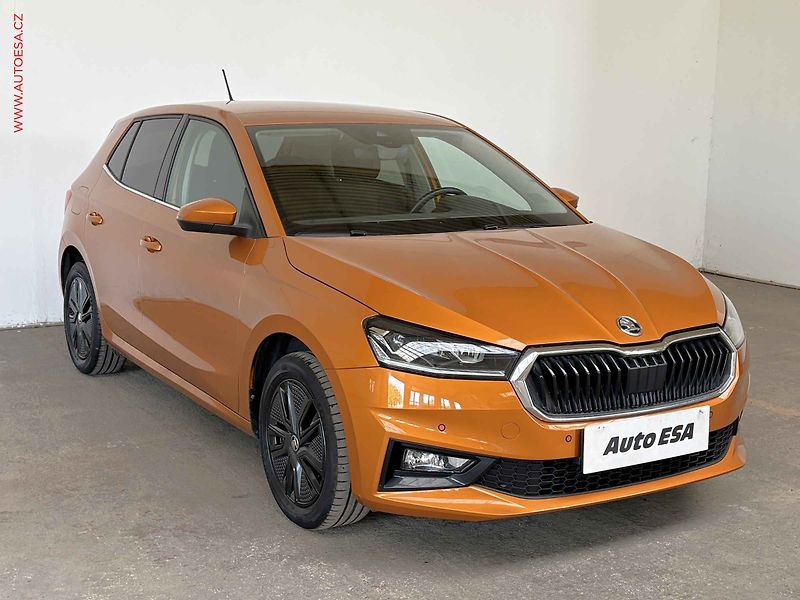Škoda Fabia (2022) 1.0 TSi, Style, DSG, LED - fotka 1 z 16