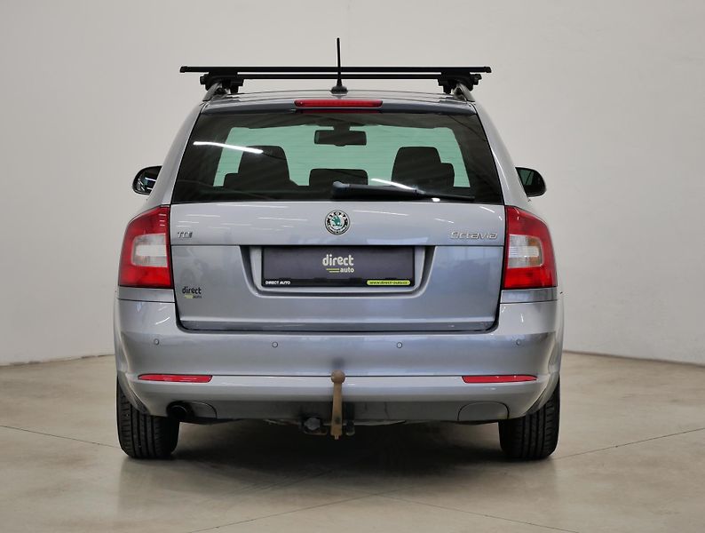 Škoda Octavia - fotka 6 z 25