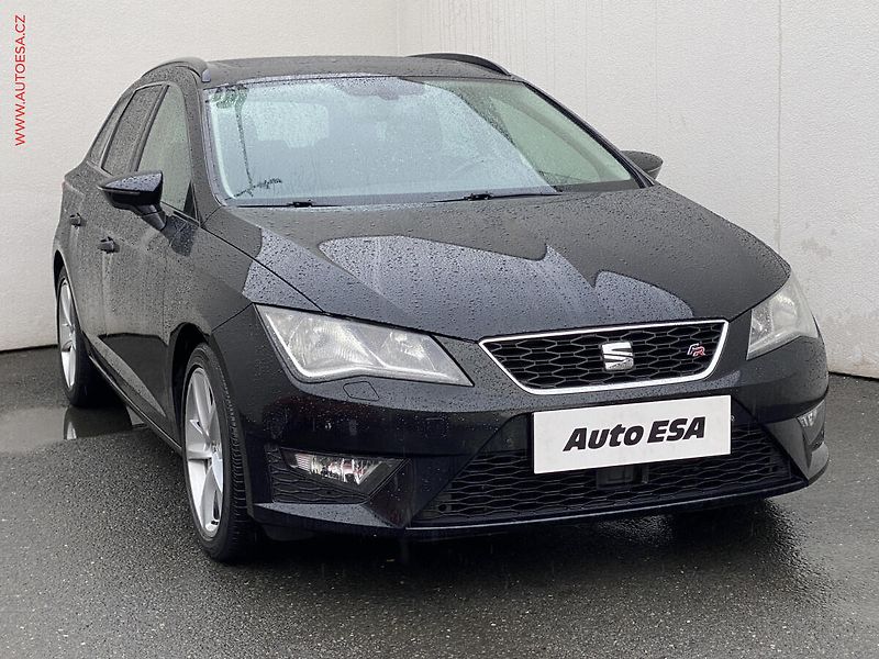 Seat Leon (2014) 2.0 TDi, FR, TZ, park.asist - fotografie inzerátu