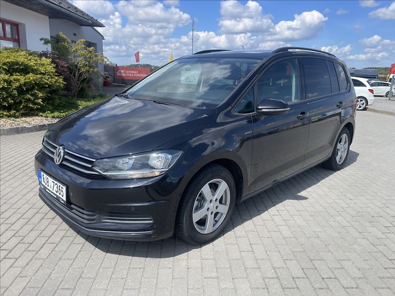 Volkswagen Touran 2,0 TDi 110kw Highline Panoram - fotka 43 z 48