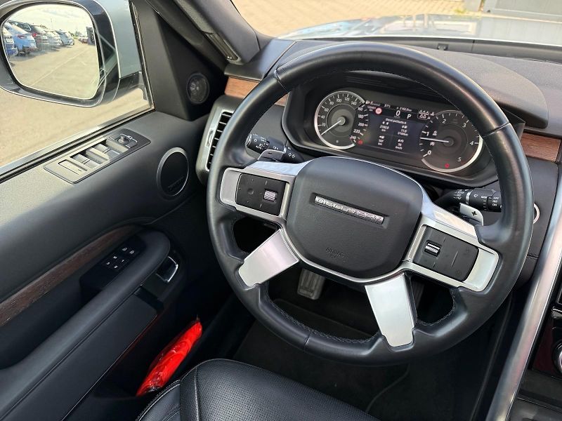 Land Rover Discovery (2022) D250 SE 183kW 4WD CZ DPH - fotka 11 z 11