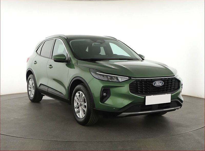 Ford Kuga (2024) Titanium 1.5 EcoBoost - fotka 1 z 20