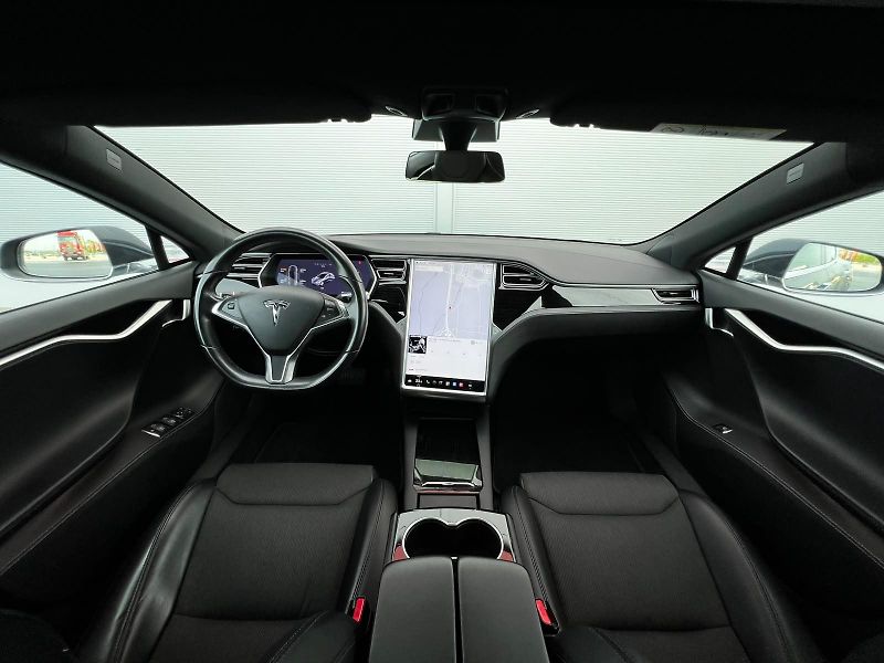 Tesla Model S 75 Business MCU2 Panorama - fotka 7 z 24