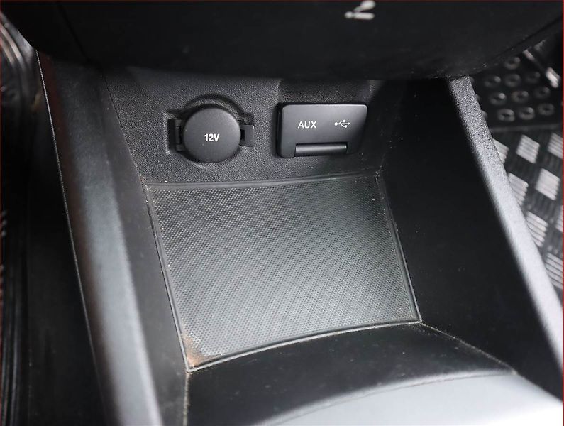 Kia Ceed (2009) 1.6 CVVT, Serv.kniha - fotka 13 z 16