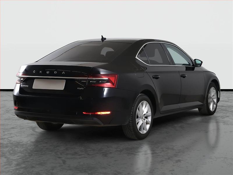 Škoda Superb (2019) 2.0 TDI, 4X4, Automat, Kůže - fotka 5 z 21