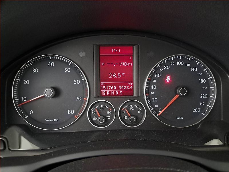 Volkswagen Golf (2009) 1.4 TSI, Tempomat - fotka 11 z 17