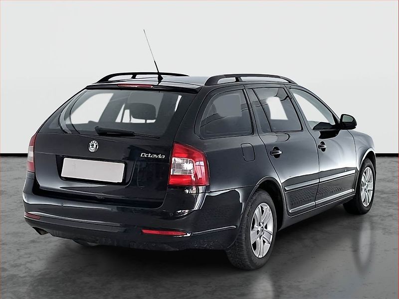 Škoda Octavia (2011) 1.6 TDI, Tempomat - fotka 5 z 17