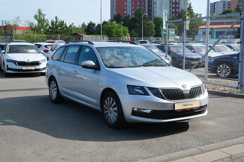 Škoda Octavia - fotka 3 z 6