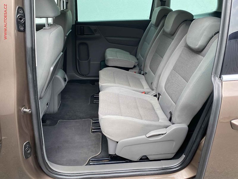 Volkswagen Sharan (2011) 1.4 TSI LPG, AC, TZ, výhřev - fotka 10 z 17